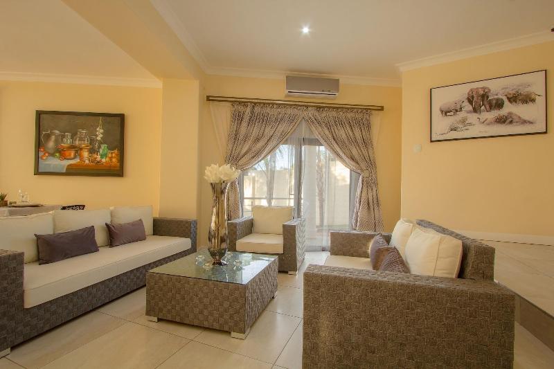 Royal Hills Lodge And Spa image