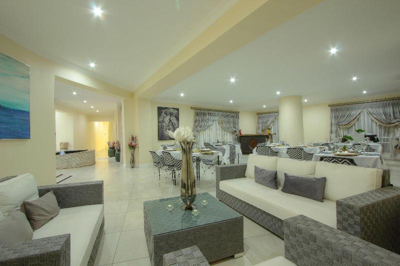 Royal Hills Lodge And Spa image