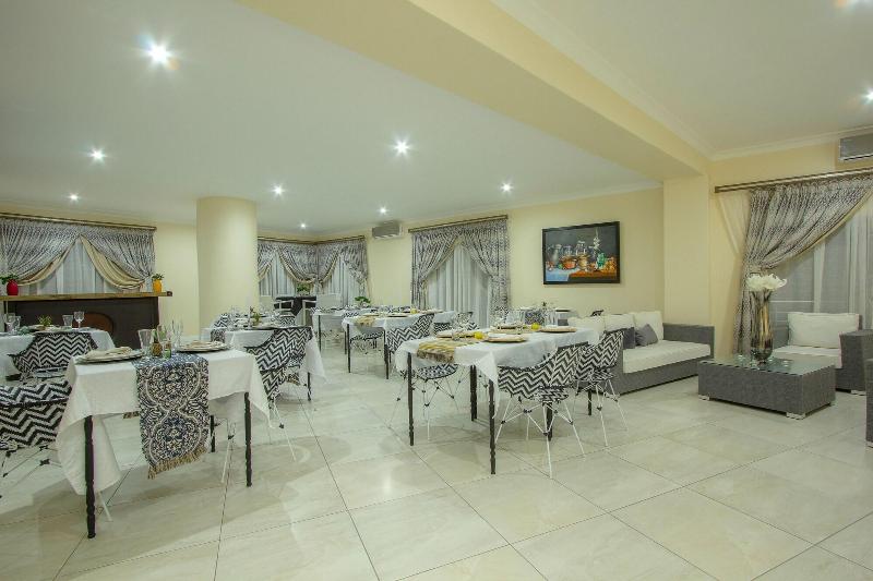 Royal Hills Lodge And Spa image