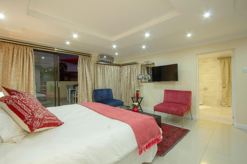 Royal Hills Lodge And Spa image