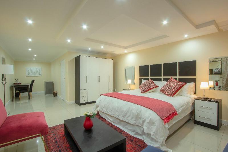 Royal Hills Lodge And Spa image