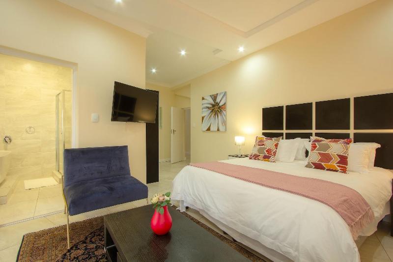 Royal Hills Lodge And Spa image