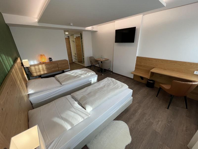 Hotel Poellners image
