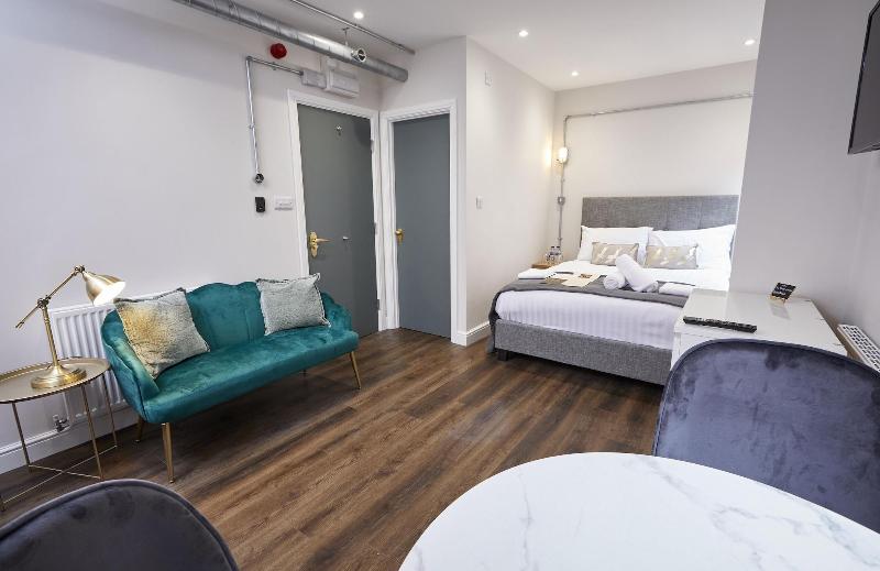 Three Cranes Boutique Hotel image