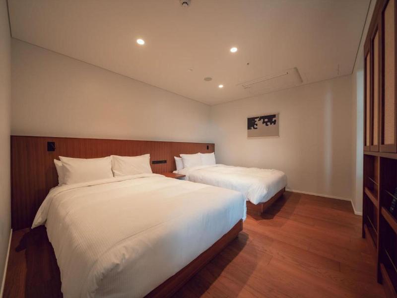 Hotel Vison image