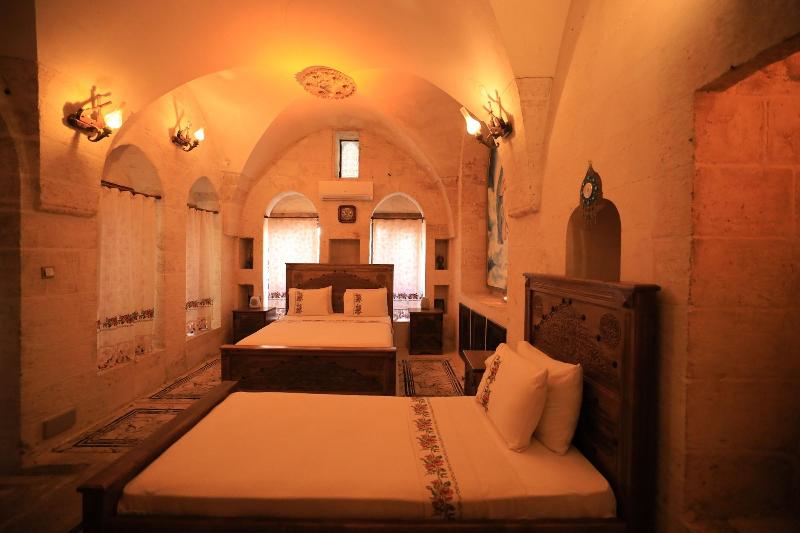 Nahrin Hotel Art image