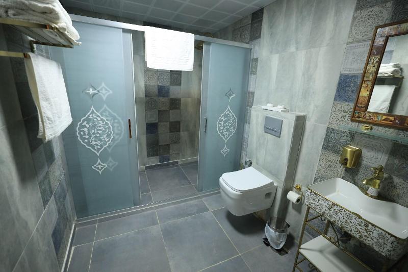 Nahrin Hotel Art image