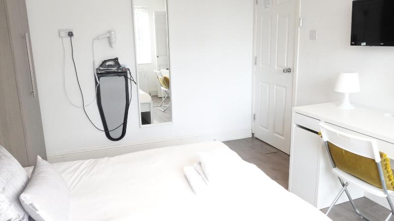 Grand Airport Ensuites image