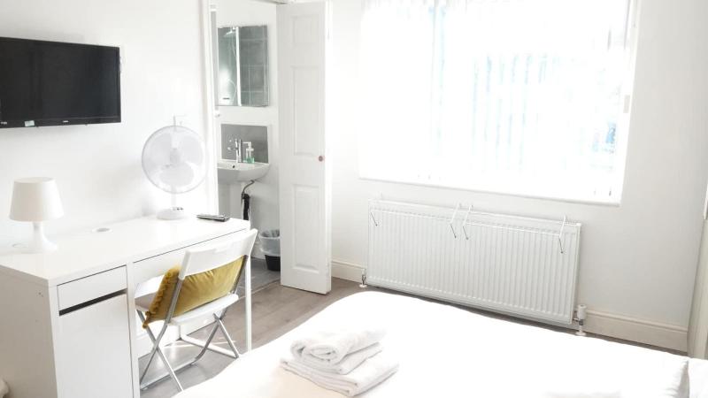 Grand Airport Ensuites image