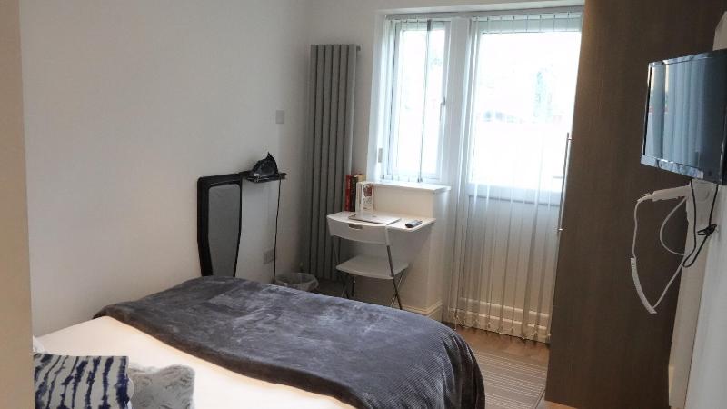 Grand Airport Ensuites image