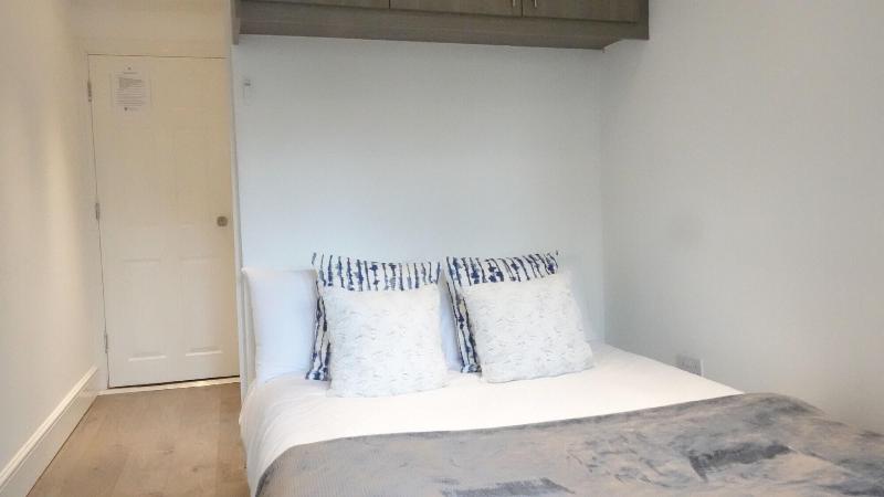 Grand Airport Ensuites image