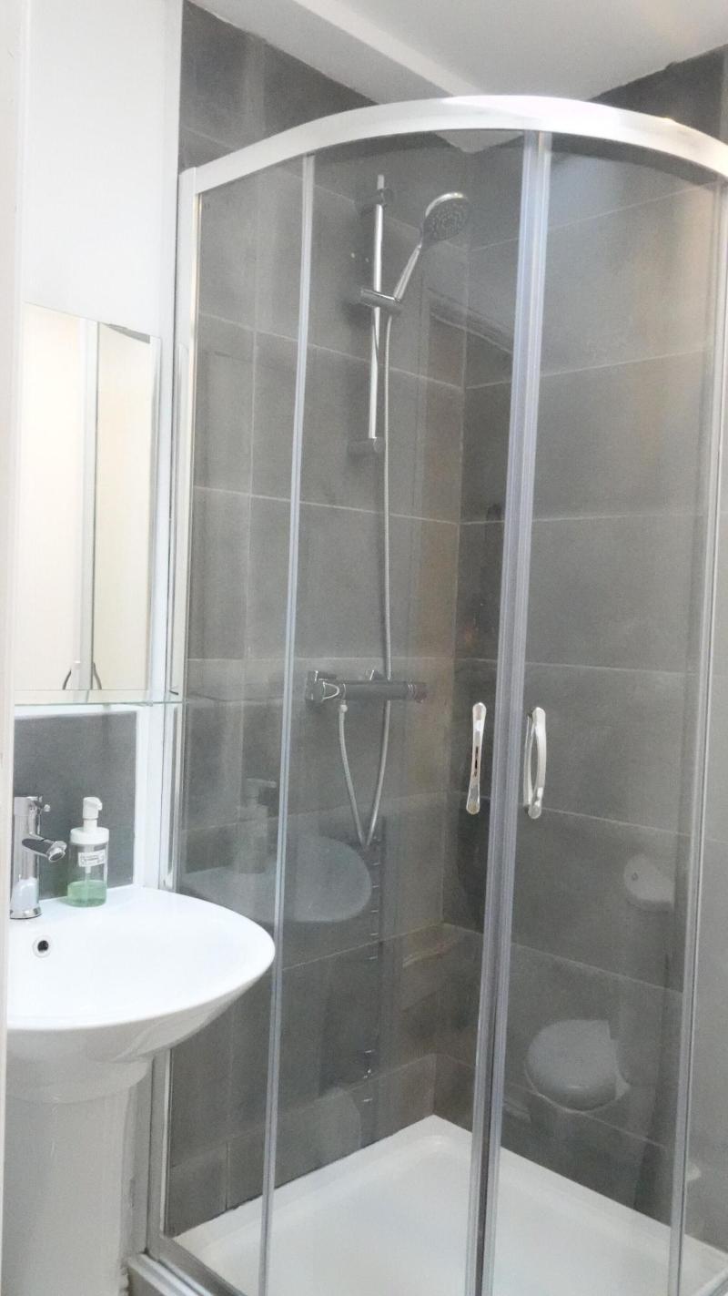 Grand Airport Ensuites image