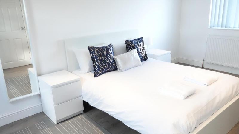 Grand Airport Ensuites image