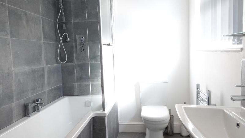 Grand Airport Ensuites image