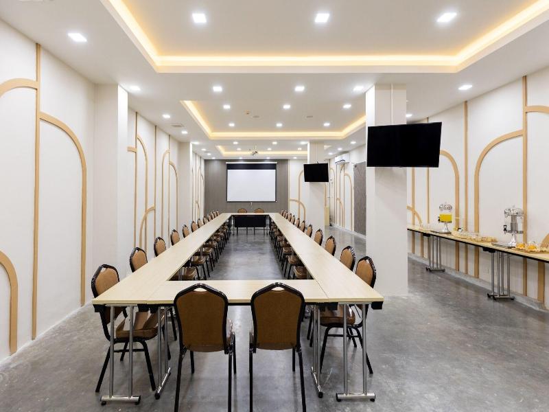 Nappiness Hotel image