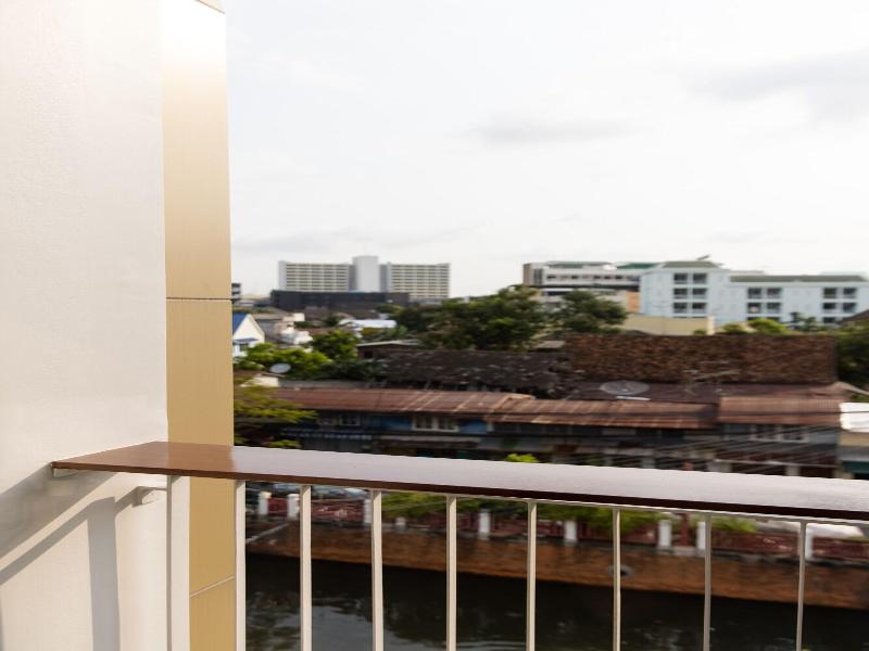 Nappiness Hotel image