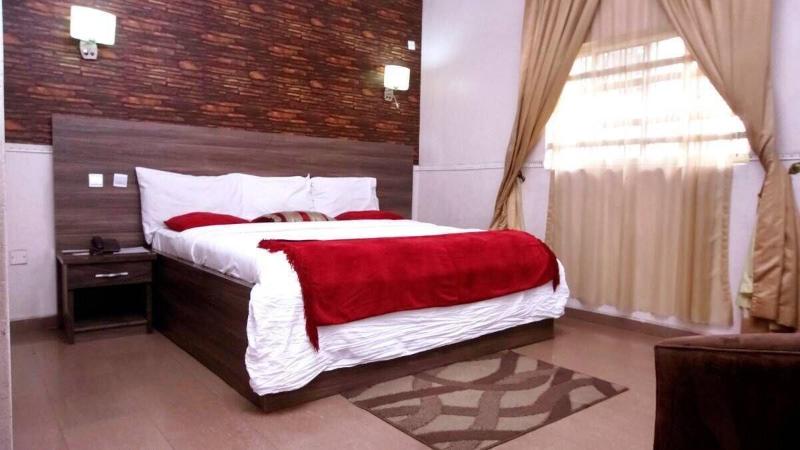 Arriva Suites image