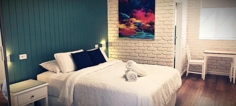 Bay House Motel image