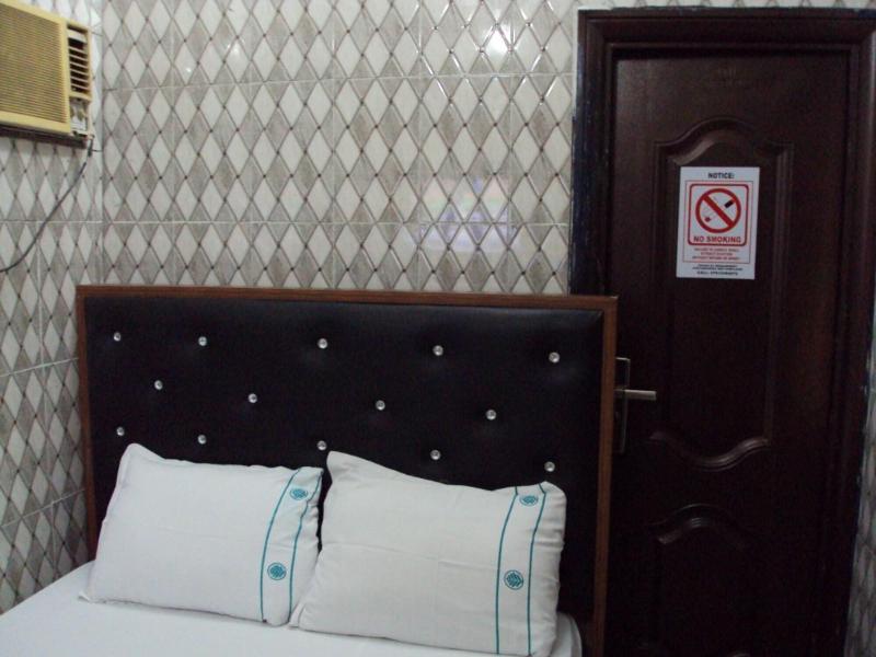 Elite Poolbar Lodge image