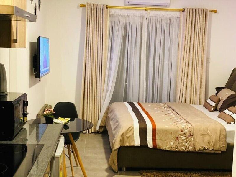 Oasis Park Residence image
