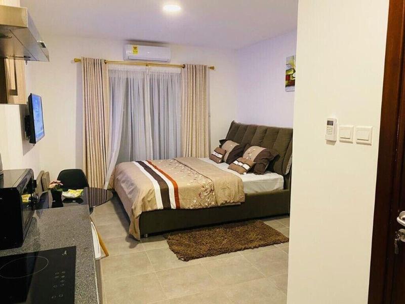Oasis Park Residence image