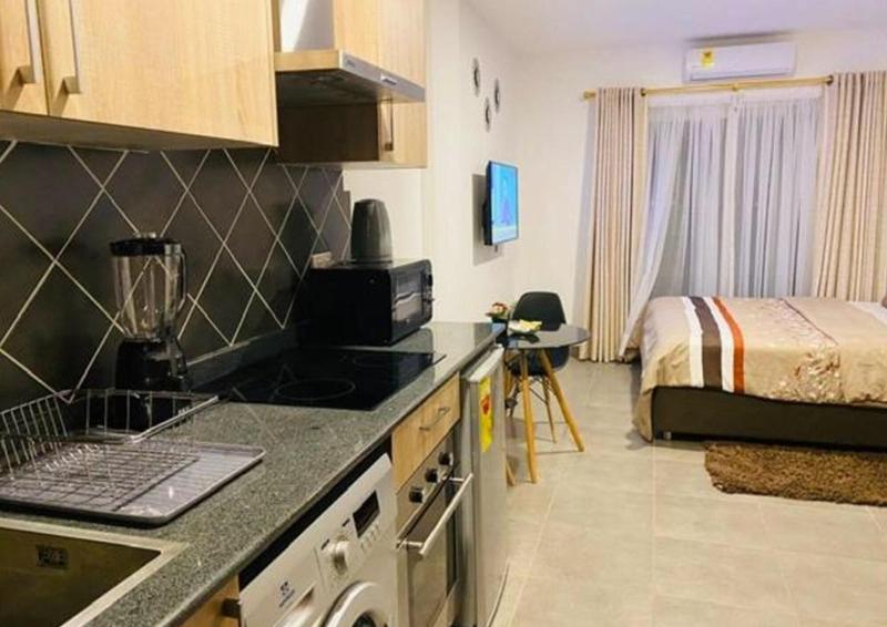 Oasis Park Residence image