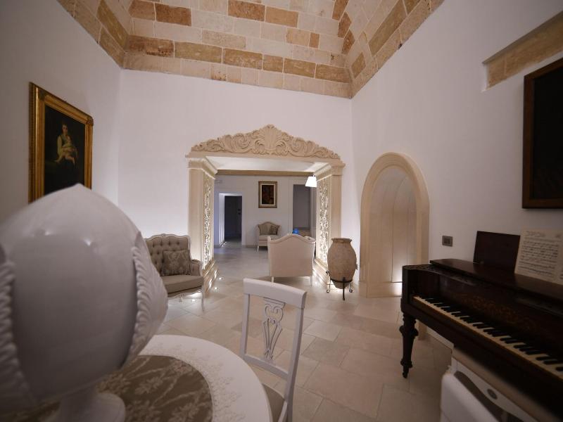 Plazacarrisi Hotel Spa image
