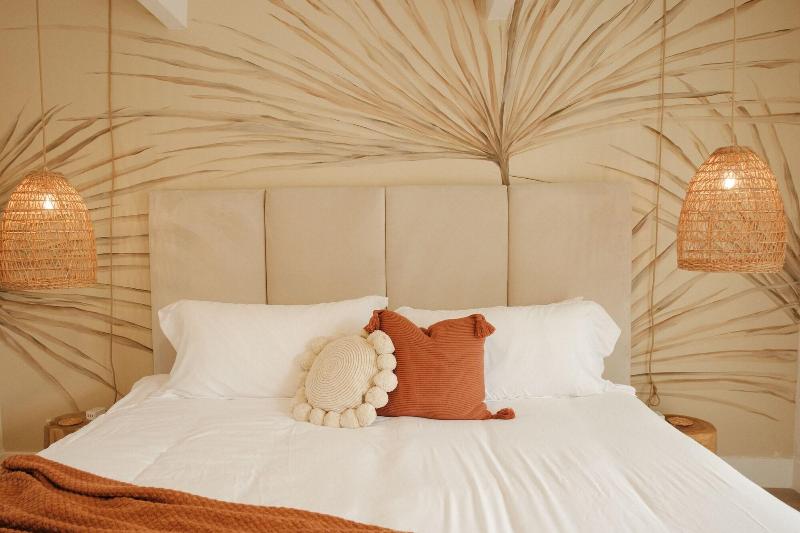 Tiki Hotel image