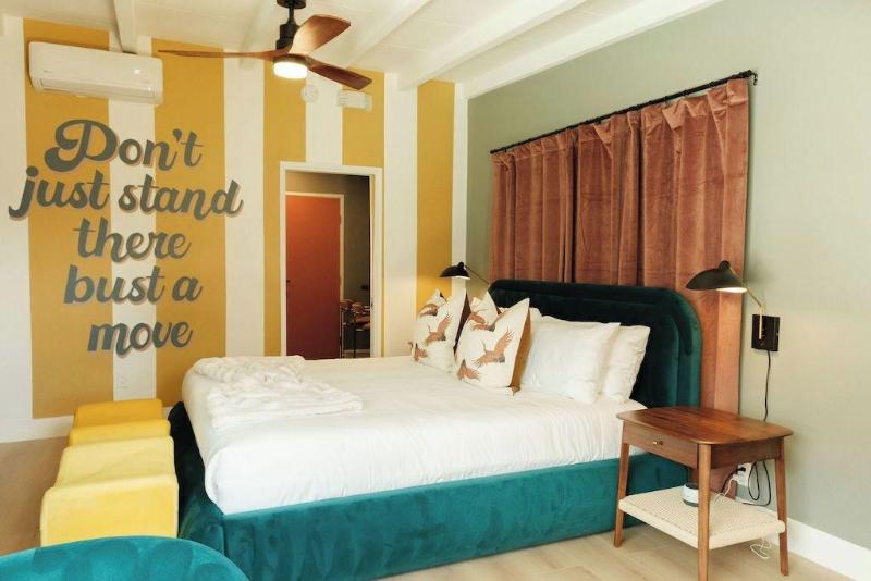 Tiki Hotel image