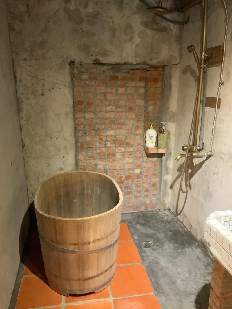 Gu Yi B B image