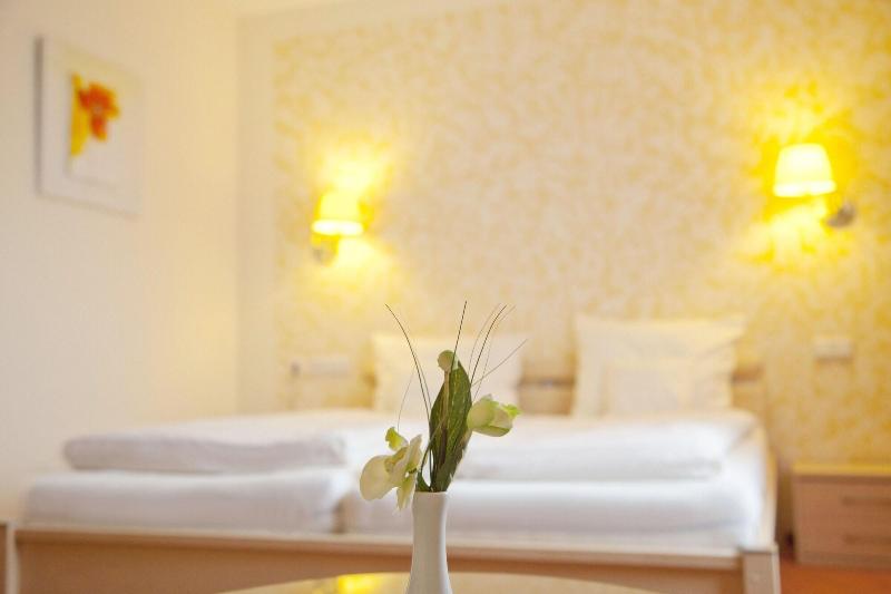 City Hotel Friesoythe image