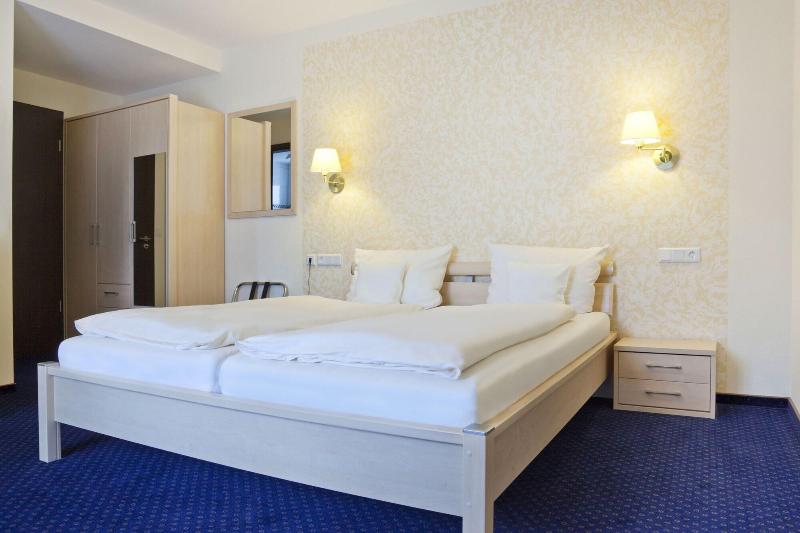 City Hotel Friesoythe image