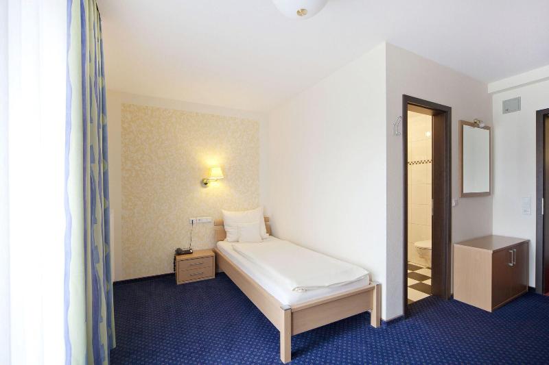 City Hotel Friesoythe image