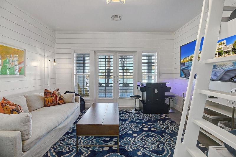 The Hideaway 249 Hi — photo 123