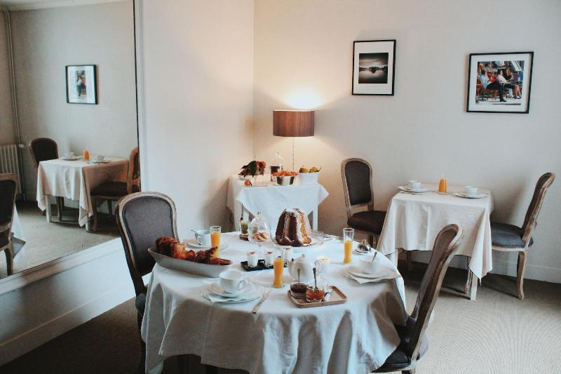 La Maison De Marc image
