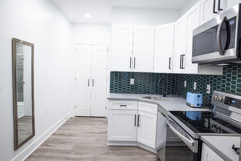 Peachtree Suites image