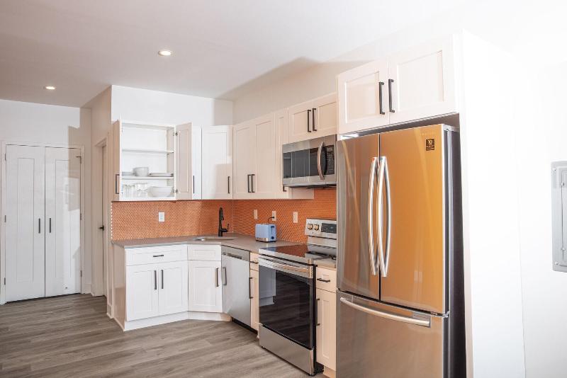 Peachtree Suites image