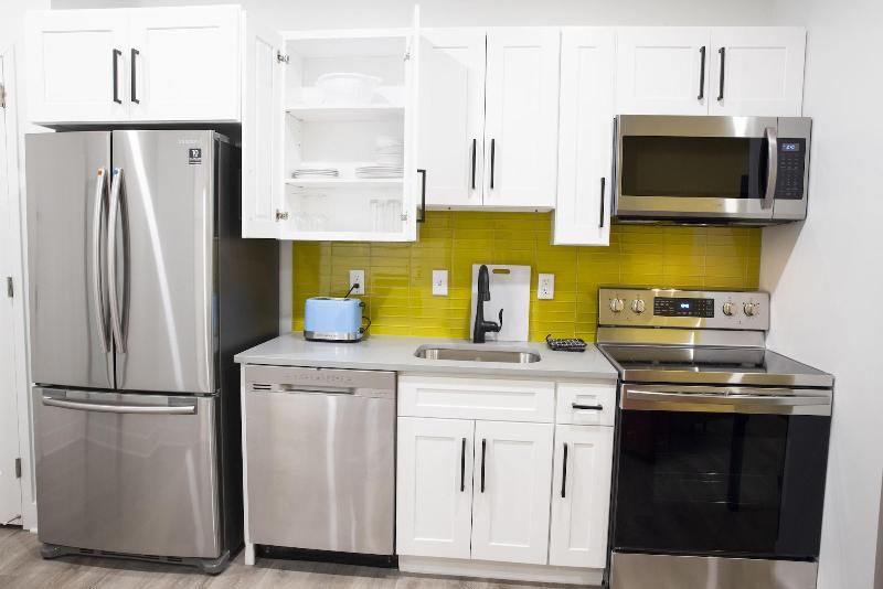 Peachtree Suites image