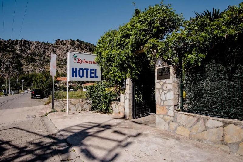 Bybassios Hotel image