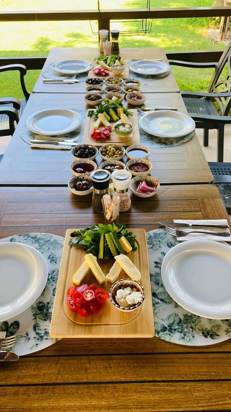 Bybassios Hotel image