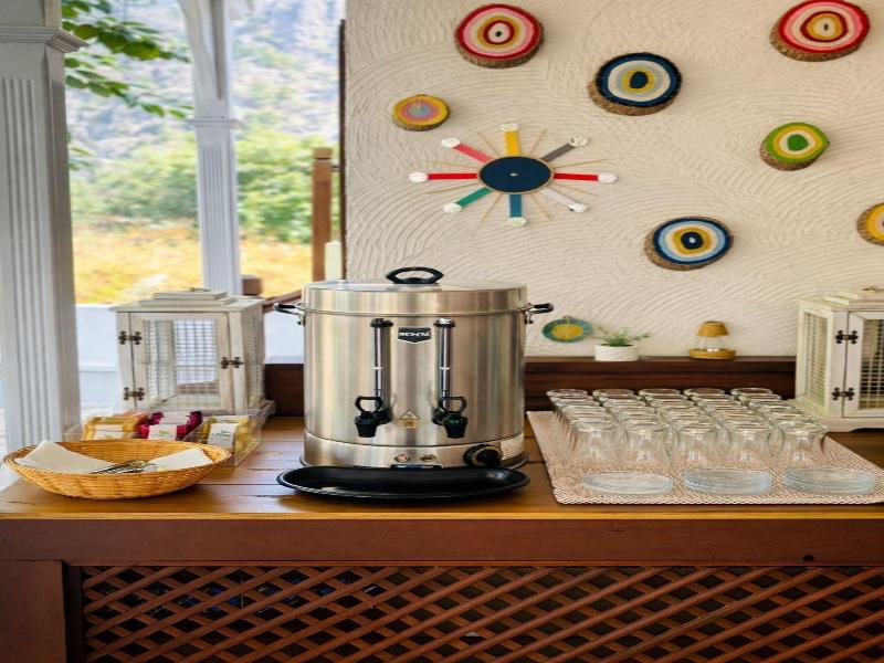 Bybassios Hotel image