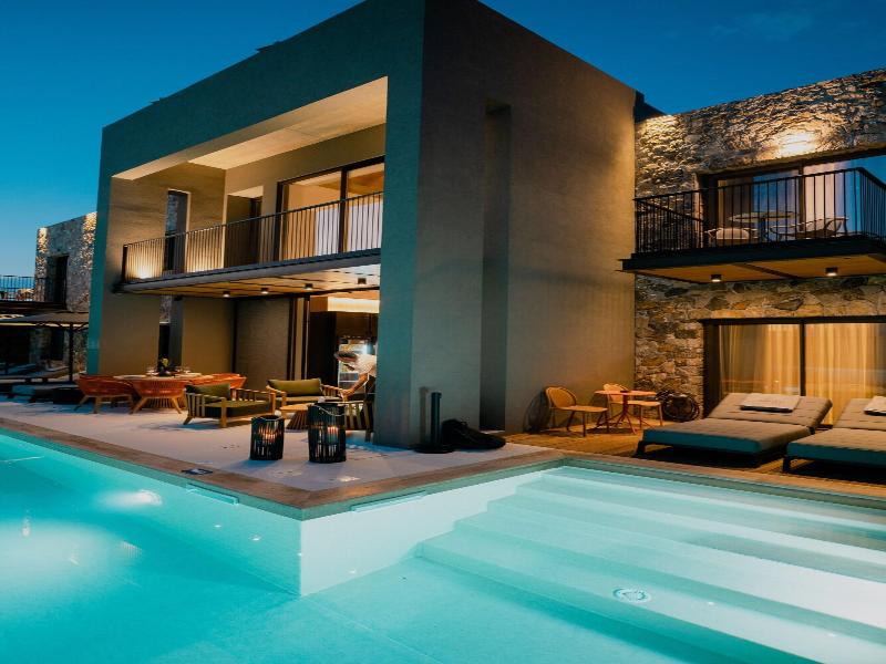 Capital Luxury Suites image