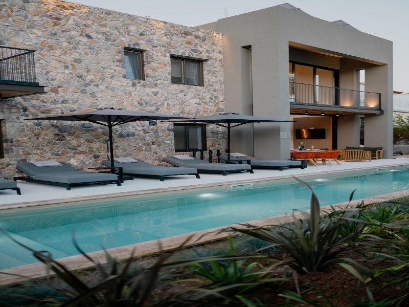 Capital Luxury Suites image