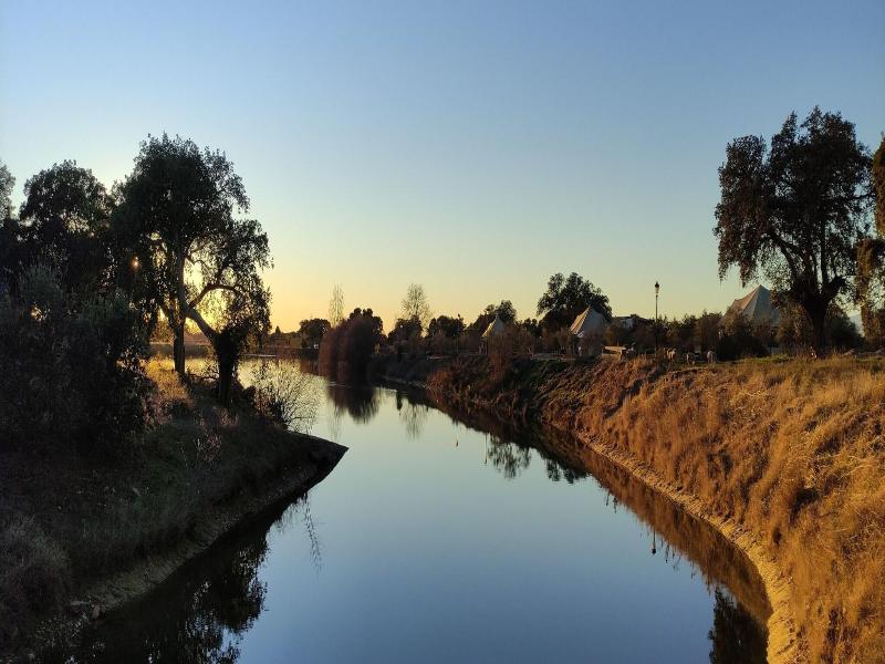 El Toril Glamping Experience image