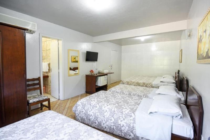 Hotel Pequenino image
