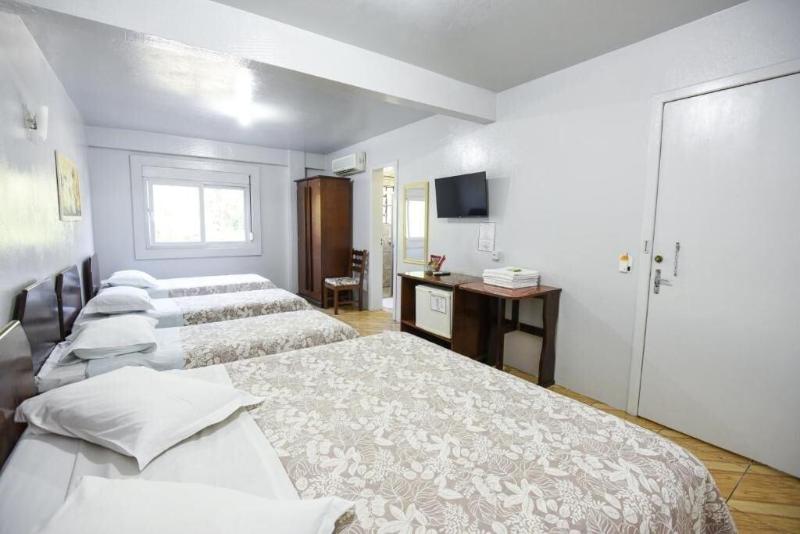 Hotel Pequenino image