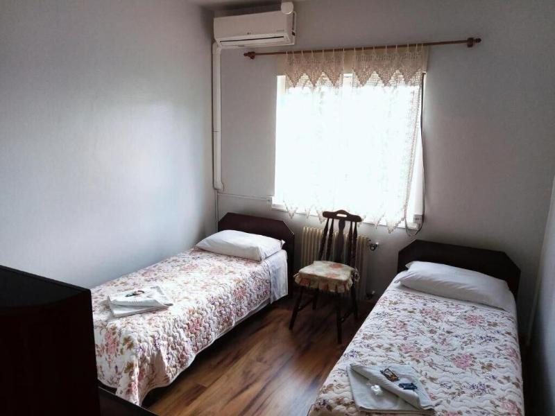 Hotel Pequenino image