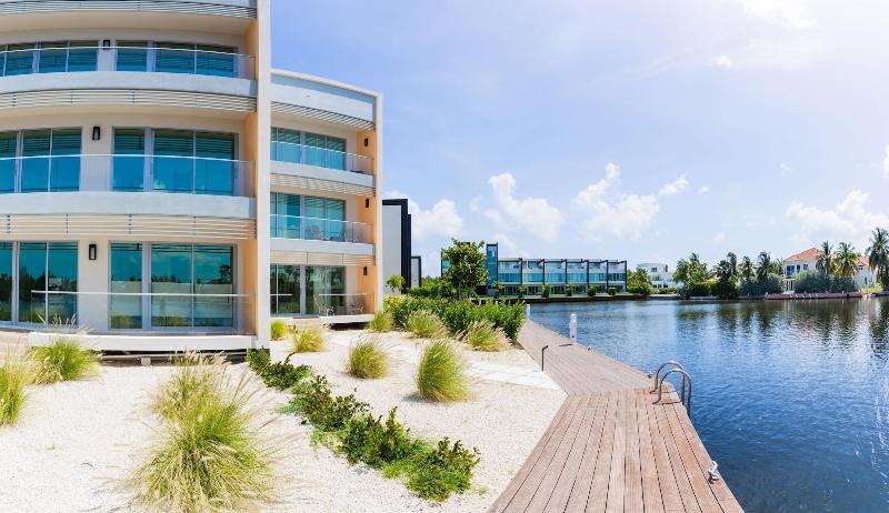 One Canal Point image
