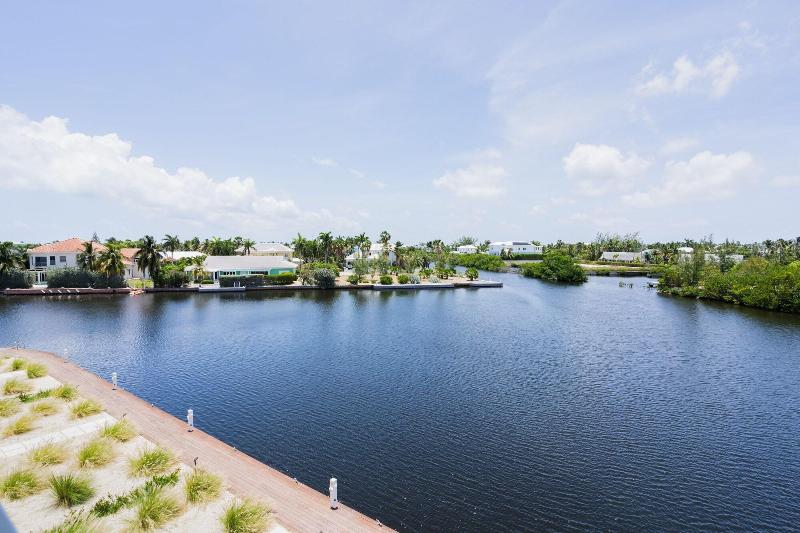 One Canal Point image