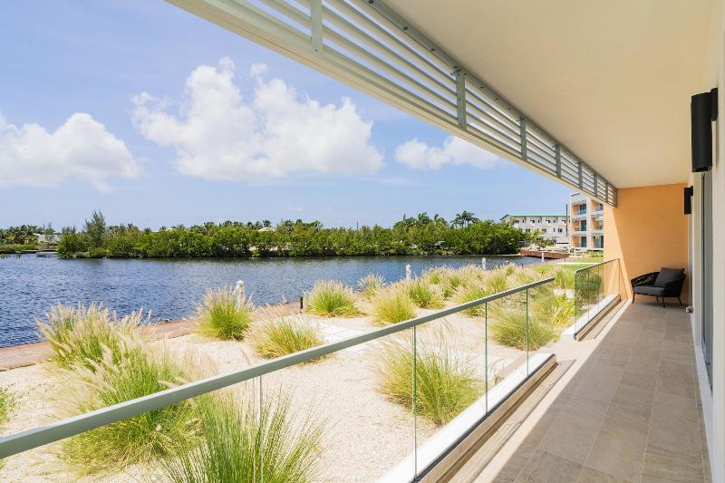 One Canal Point image